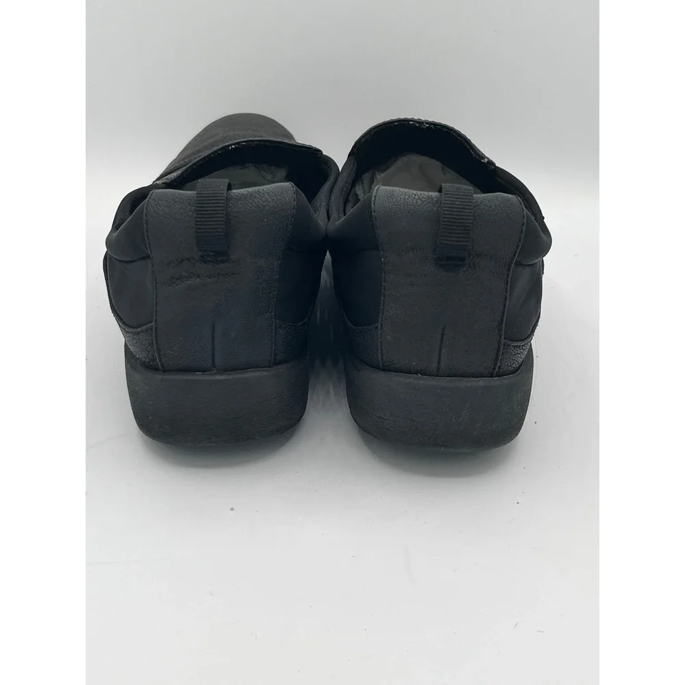 Clarks cloudsteppers slip